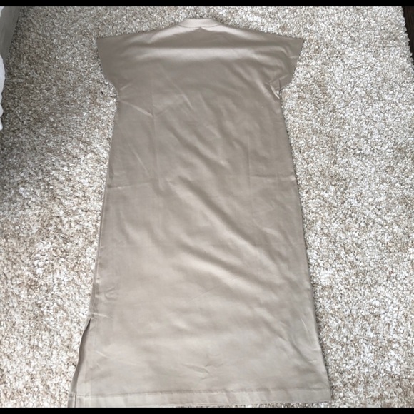 NWT Uniqlo Beige/Taupe Colour Long Maxi T Shirt Dress Sz XS - Picture 12 of 12